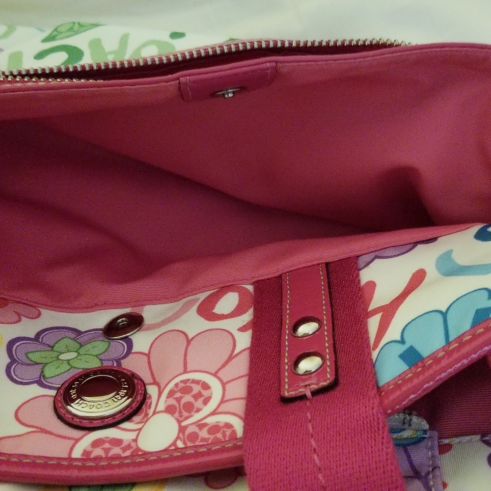 RARE Coach Floral Handbag - Picture 4 of 6
